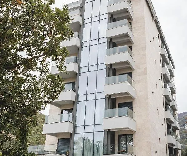Zafiro Spa & Residence