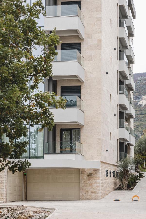 Zafiro Spa & Appartement